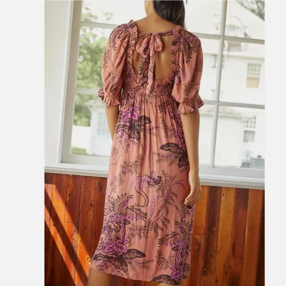 NWOT Anthropologie Puff Sleeved Floral Midi Dress M